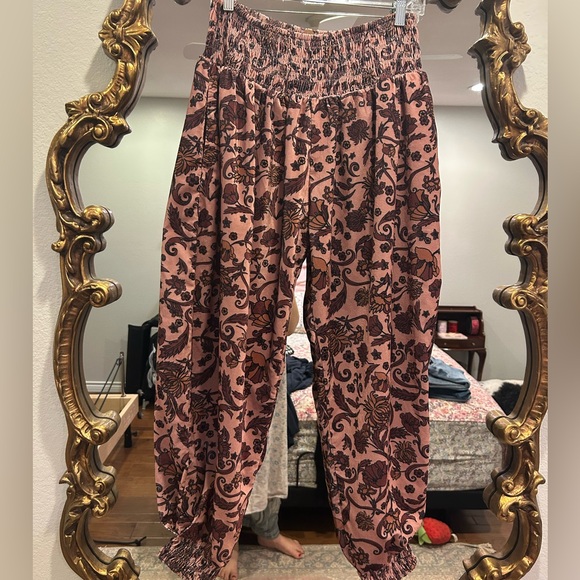 Free People Pants - Free People Velvet Haram Floral Patterned Pants Sz Large